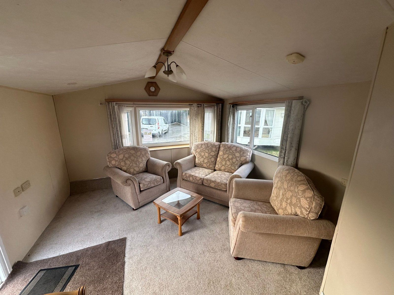 f74777e3-6647-45b7-901e-d91794b72980