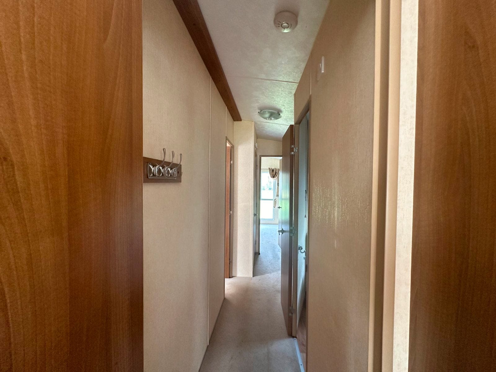 7c9a6d70-c165-4ce6-8208-b153de3ef7b6 (1)